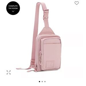 BEIS The Sport Sling  Crossbody Bag in Light pink